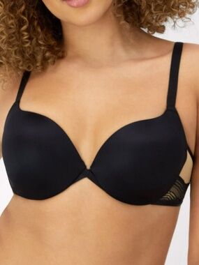 Maidenform Push up & in Underwire Push-up Bra Black W/Body Beige 34A